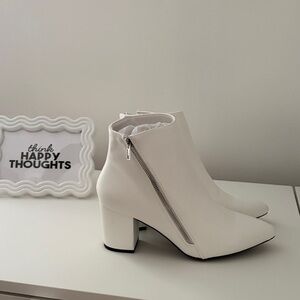 Brand New Elegant White Ankle Boots SZ 10